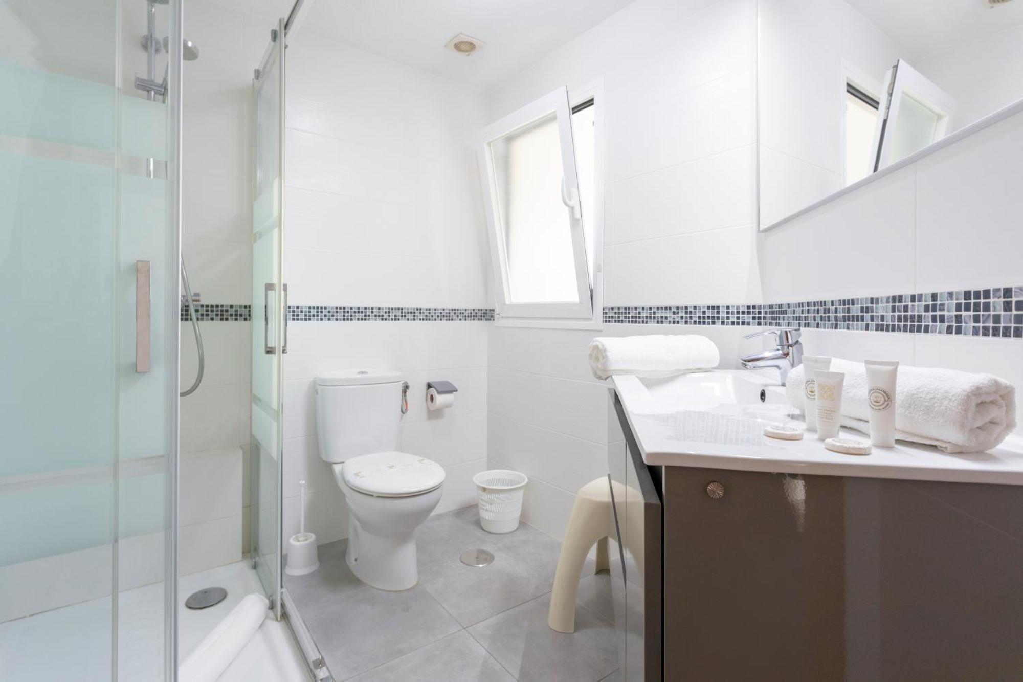 1003 - Seafront Apartment On El Paseo - Air Conditionning - Wi-Fi - Smart Tv Альмуньєкар Екстер'єр фото